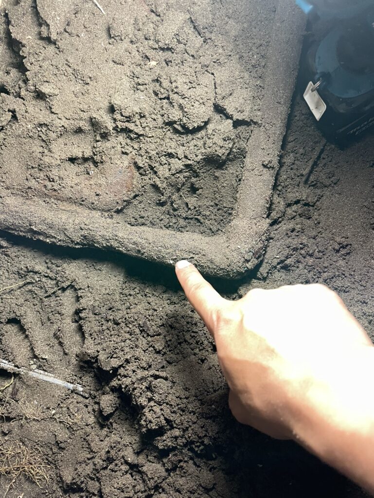 床下の水漏れを原因特定からスピード解決！