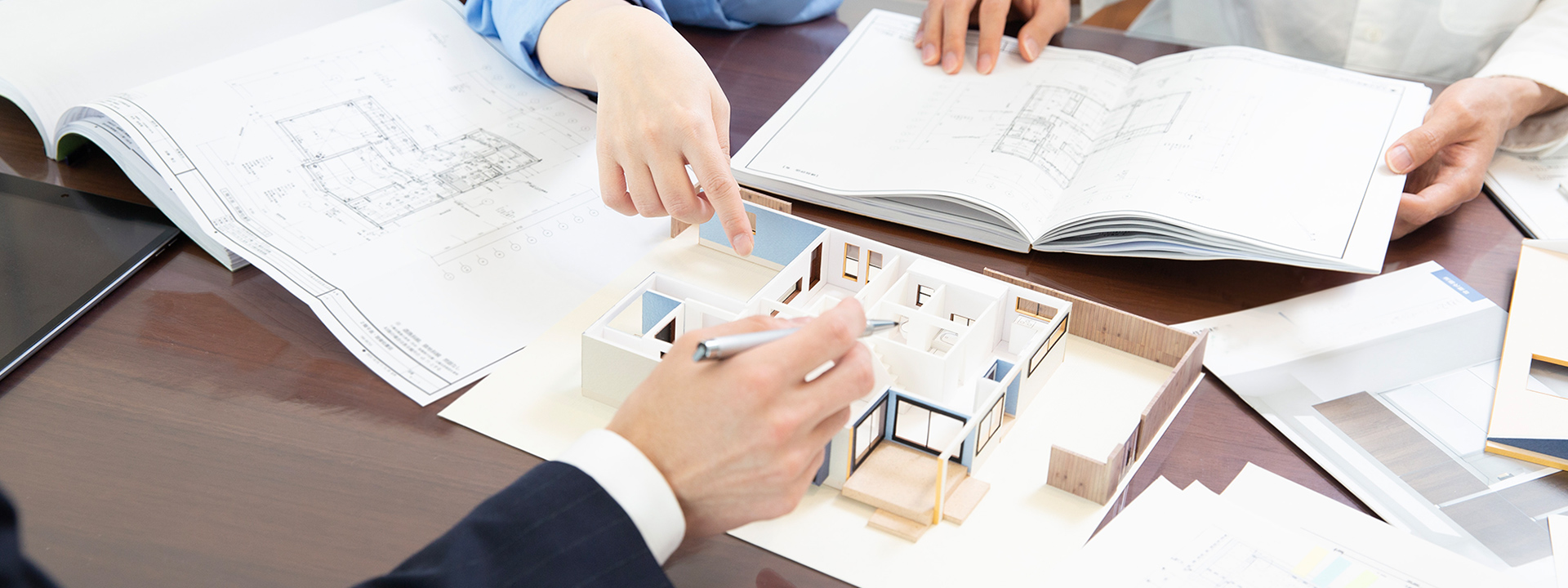 合同会社ムツキ